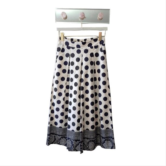 EUC Julietta ecru & black polka dot & floral jacquard print pleated culottes M/L - Picture 2 of 6